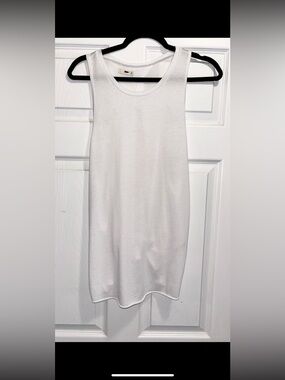 Aritzia TNA Tank Top With Tie Back Bottom White Size M